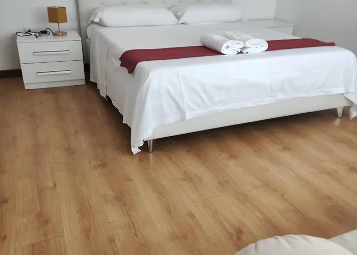 City Bibes Mestre, Venezia Affittacamere 3*